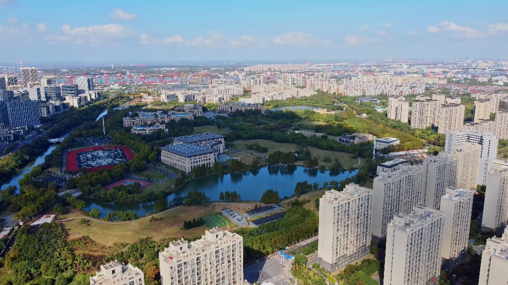 航拍新江湾城周围风景