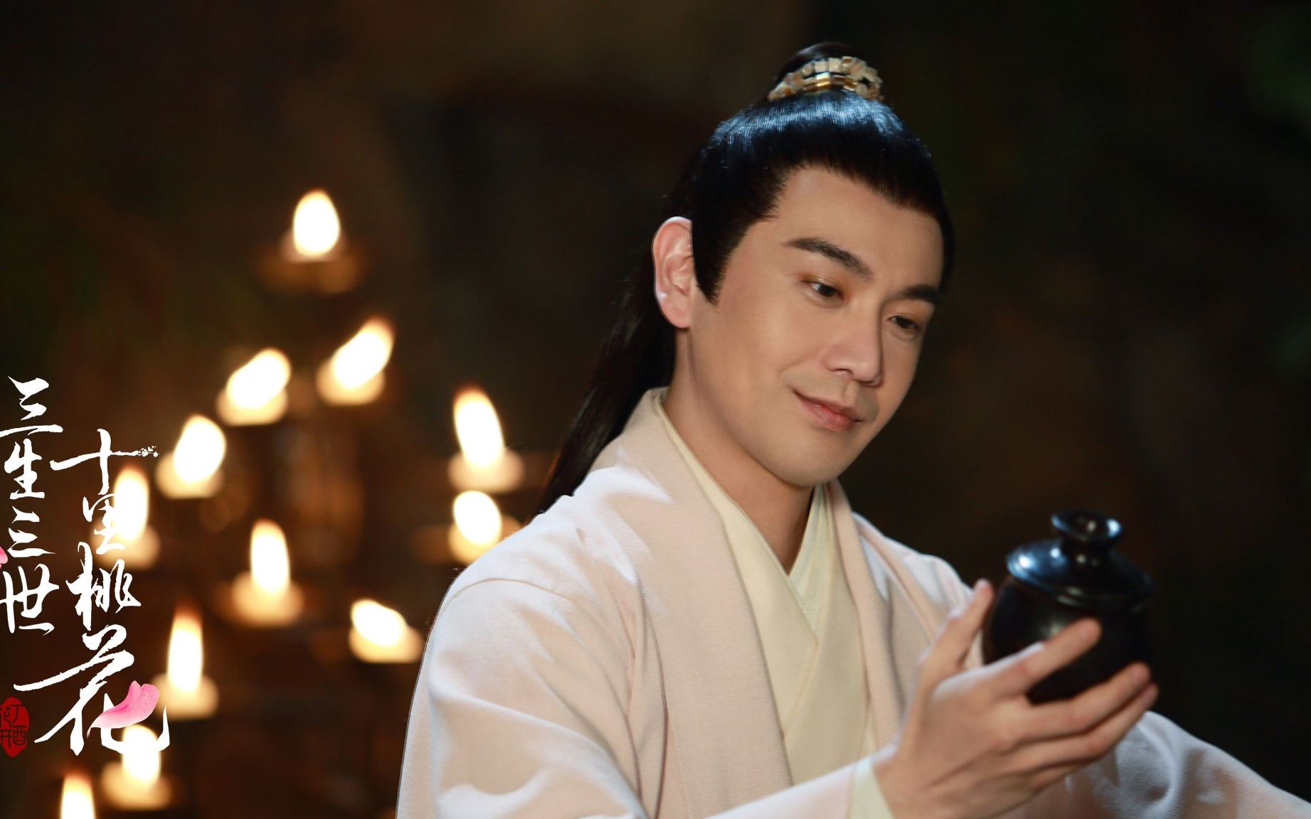 《枕上书》的新版折颜被吐槽,差张智尧版太多,网友:还是喜欢原版