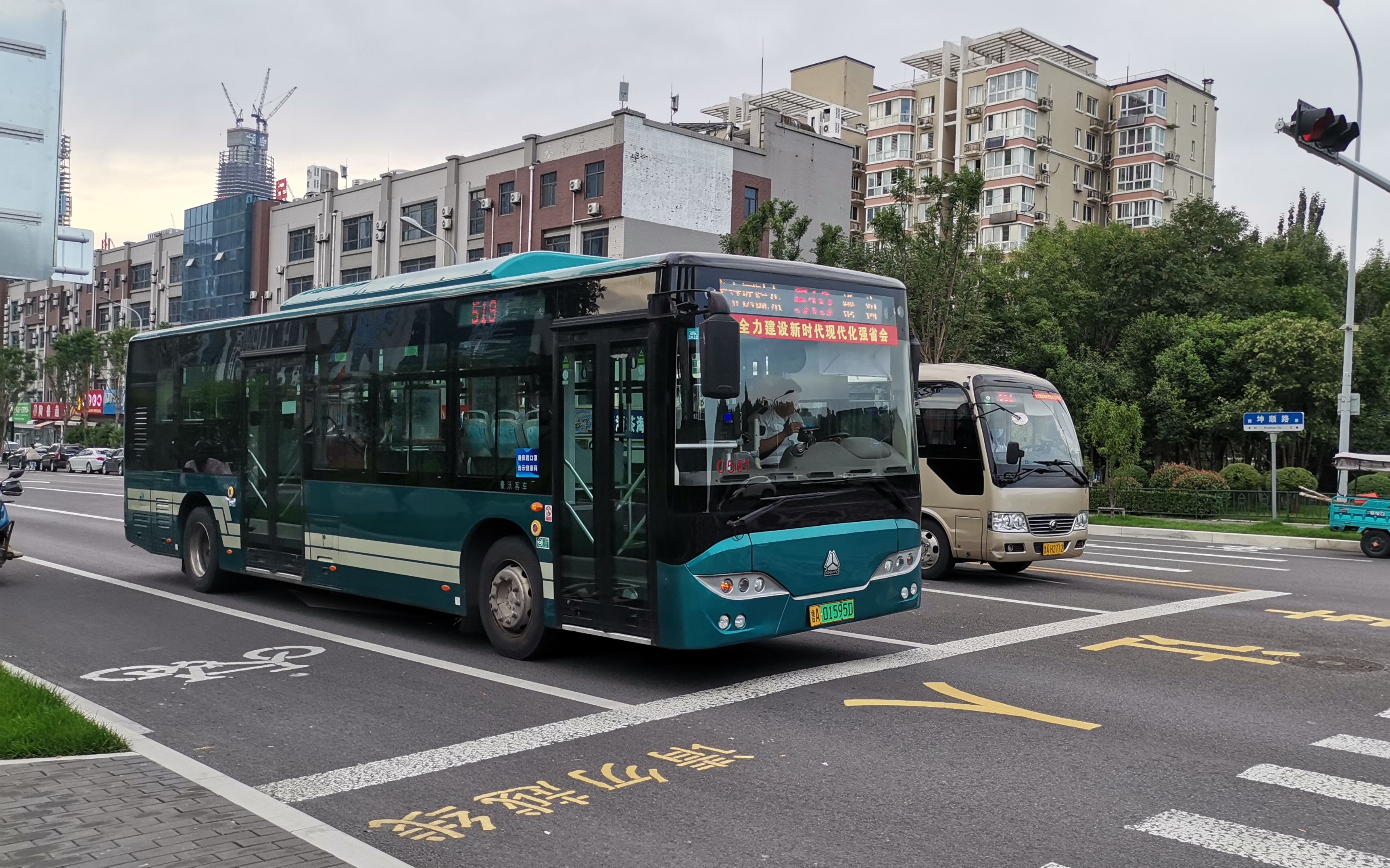 【POV济南6】龙奥汉峪小路穿,奥体港沟社区行——济南公交519路上行(港沟→燕山新居南门)全程前方展望(含下行副站循环段)哔哩哔哩bilibili