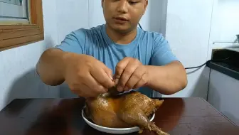 今天天气很凉爽，奖励自己一只酱油鸡