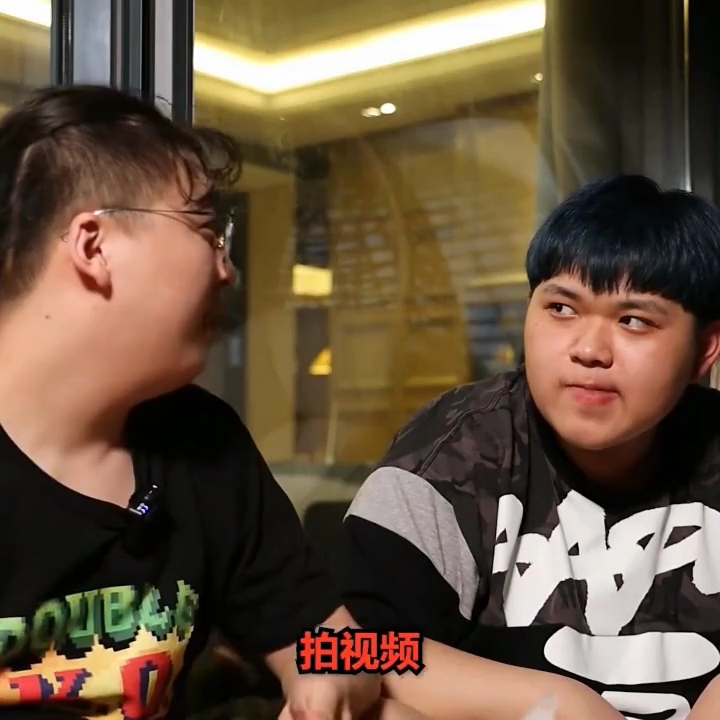 "论杜海皇在小潮的心里有多重要"