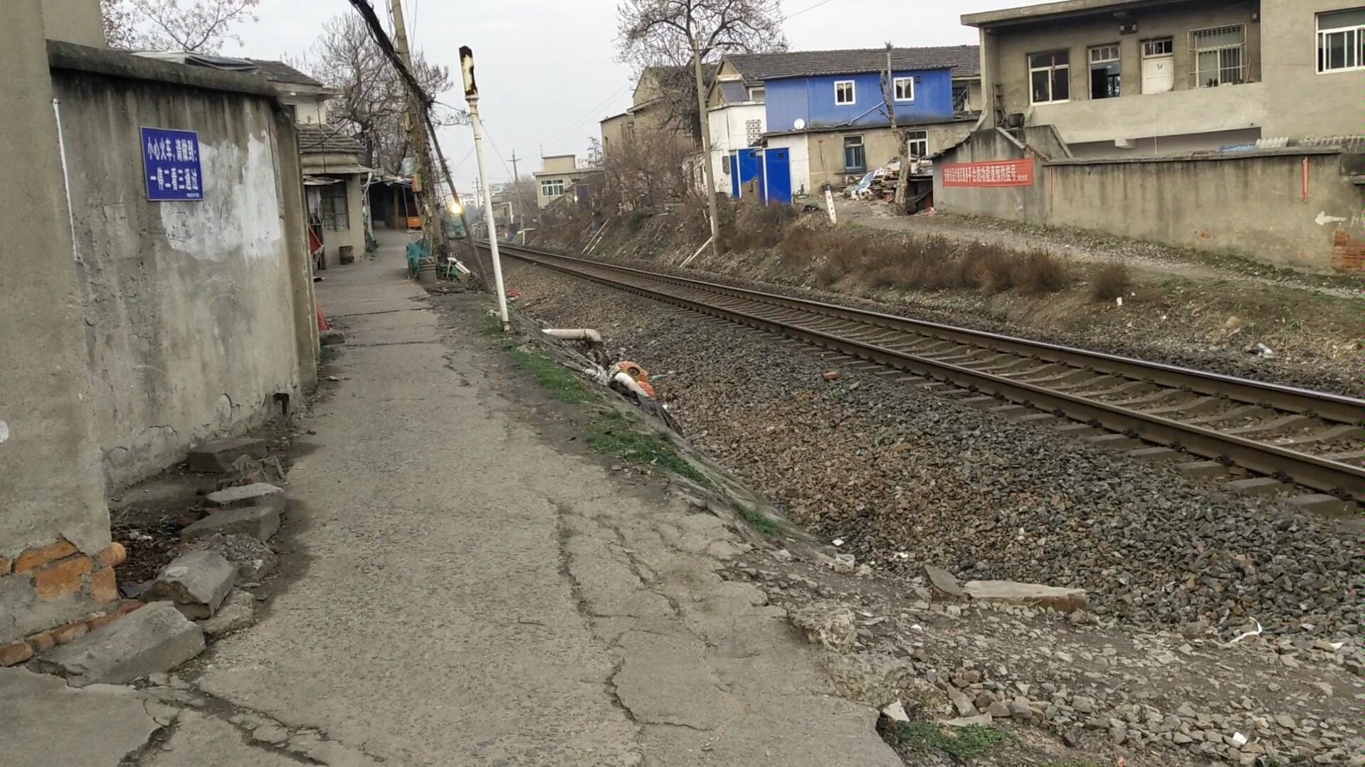 宁芜铁路道口图片