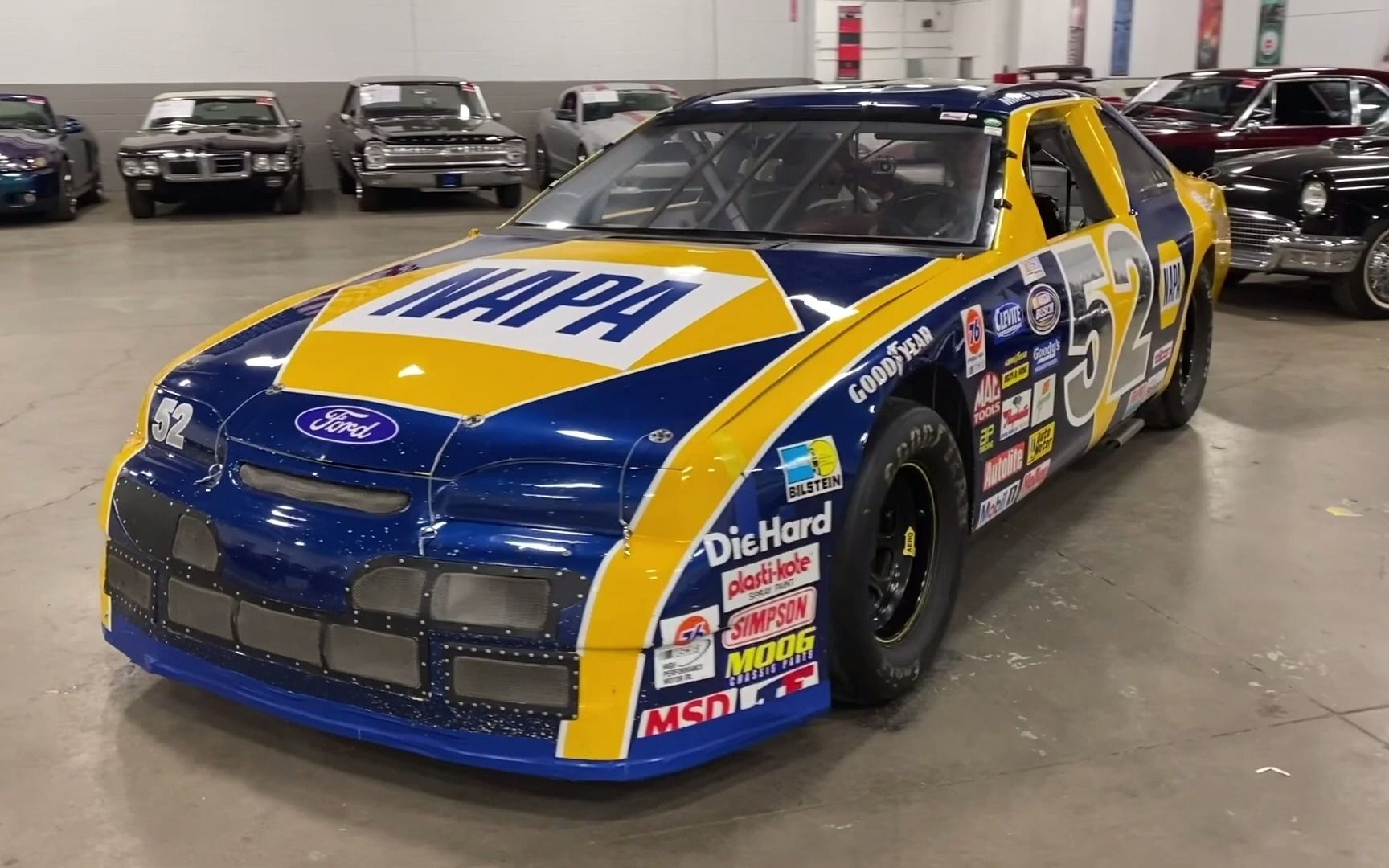 【美国老车实拍系列】——1993福特thunderbird纳斯卡赛车