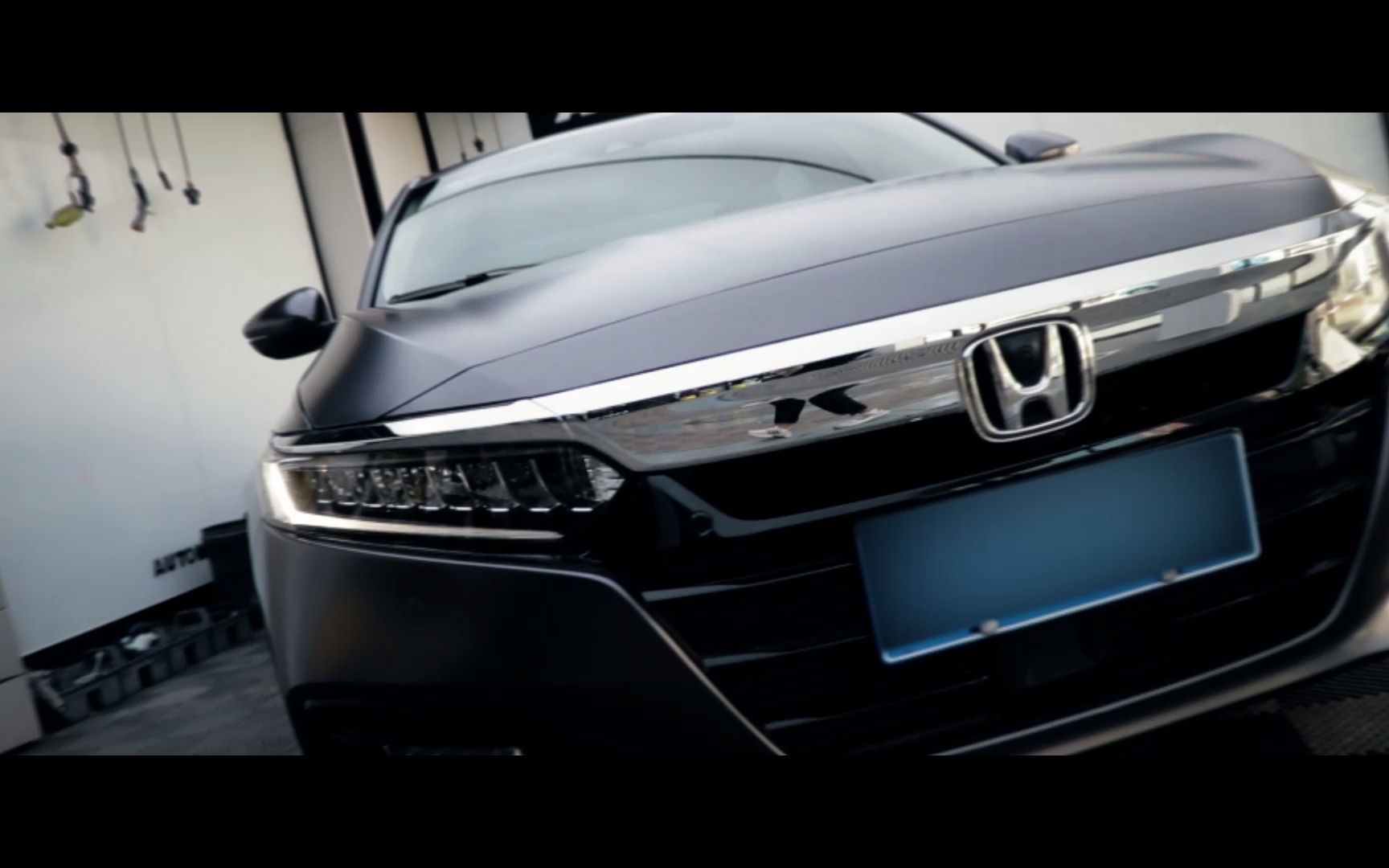 保定xpel|奥孚森汽车贴膜|隐形车衣|车衣改色|雅阁改太空灰