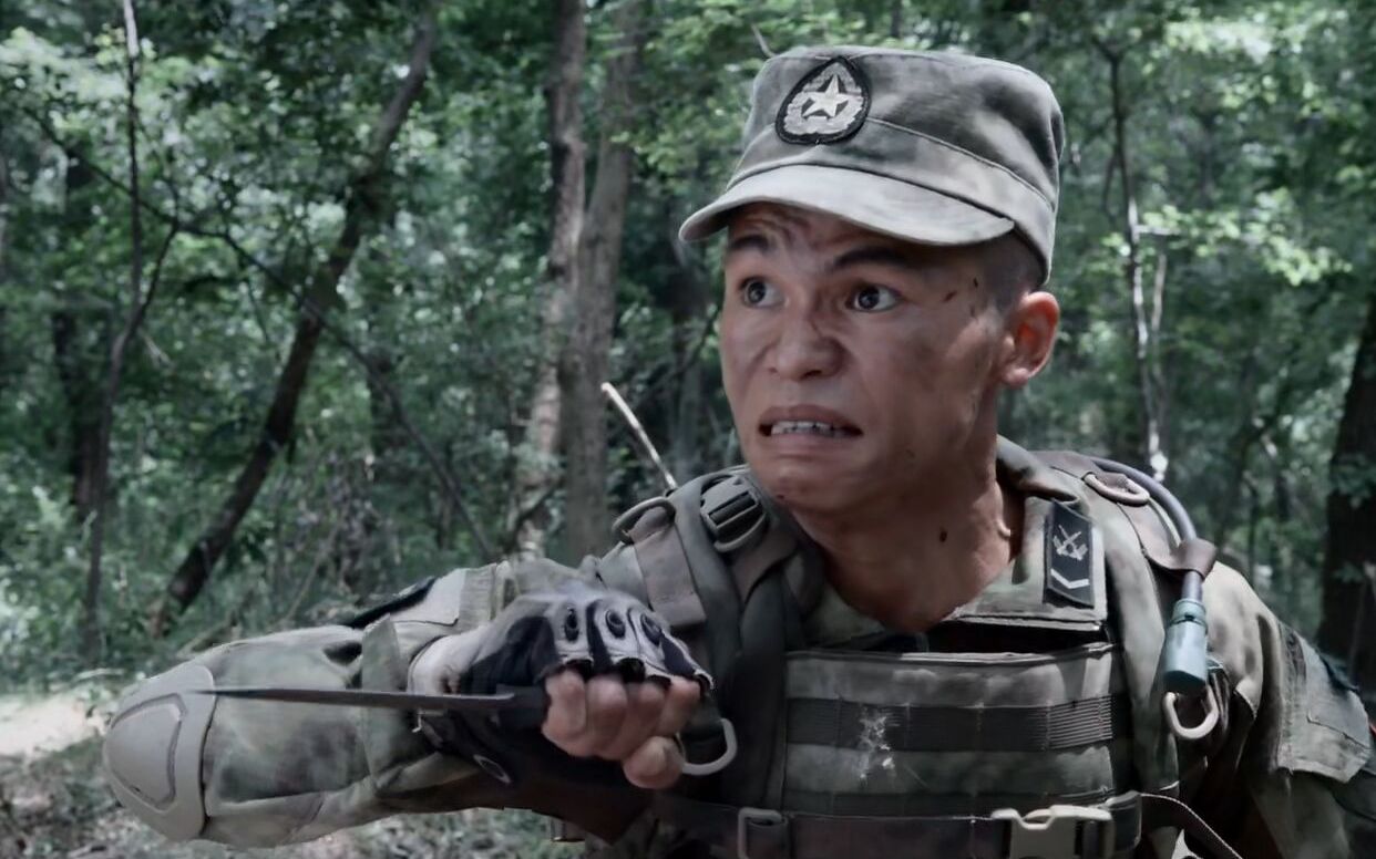 战狼1幕后1米5的他是真正的特种兵吴京老丈人因缺人当群演