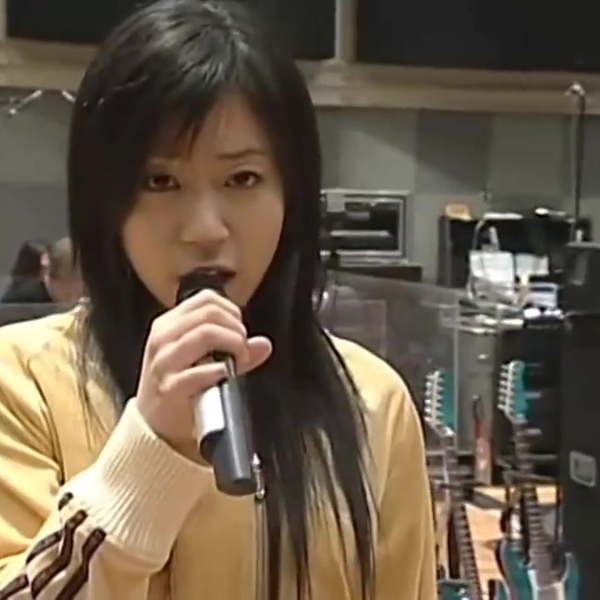 宇多ひかる、さん、 宇多田光Utada Hikaru Sunglasses. 2004 January 29