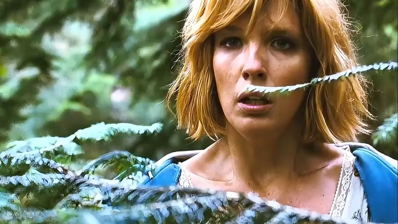 一口气看完高分惊悚电影《伊甸湖》