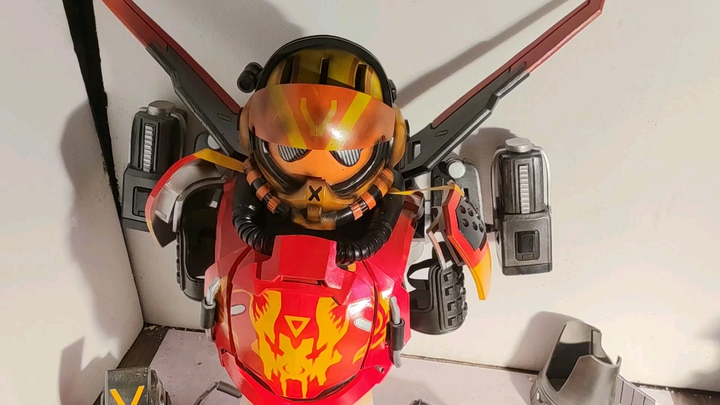 apex瓦尔基里与生俱来的权利cos盔甲展示