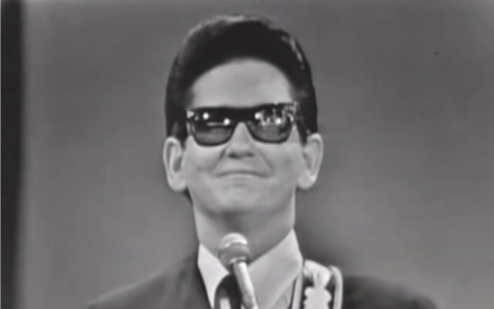 [图]Roy Orbison Oh, Pretty Woman on The Ed Sullivan Show