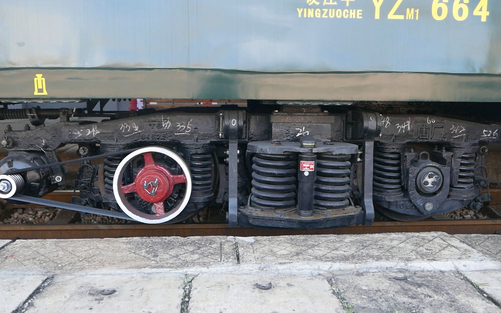 【车辆观察】云南米轨客车tkz2型转向架展示 简介