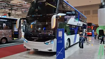 Video herunterladen: 2024 Volvo B11R Euro5#沃尔沃#dou是好车#A1