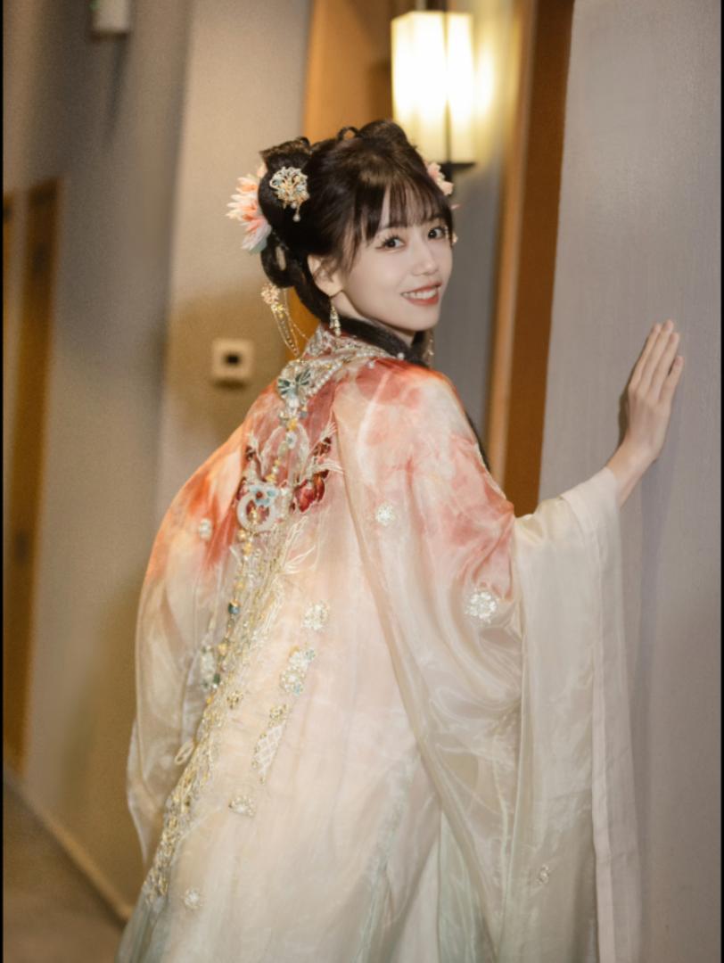 那些年喜欢的歌手——银临