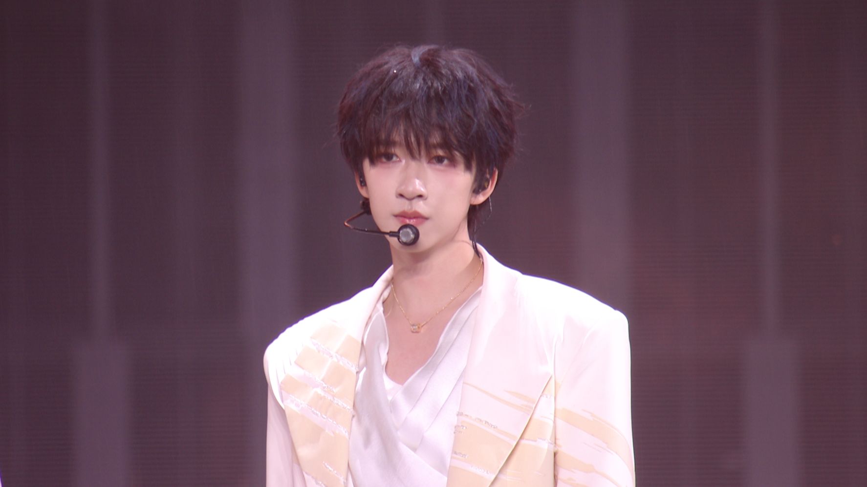 【时代少年团】贺峻霖「加冠礼」演唱会-「加冠」广州站5月4日场个人直拍