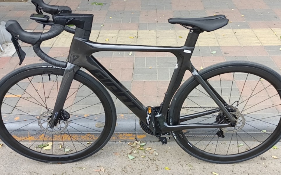 第一辆公路车捷安特propeladv2disc