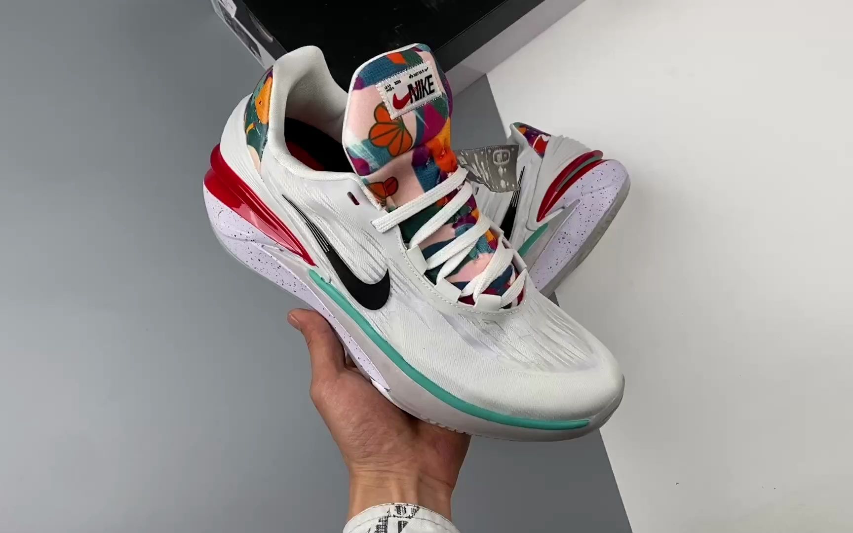 球鞋最新测评-白色黑色彩虹nike air zoom gt cut 2首发实战低帮男鞋