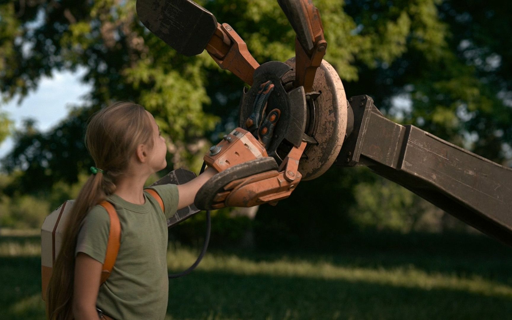 男人给女儿买了个机器人保镖,却险些害死女儿……《环形物语05》