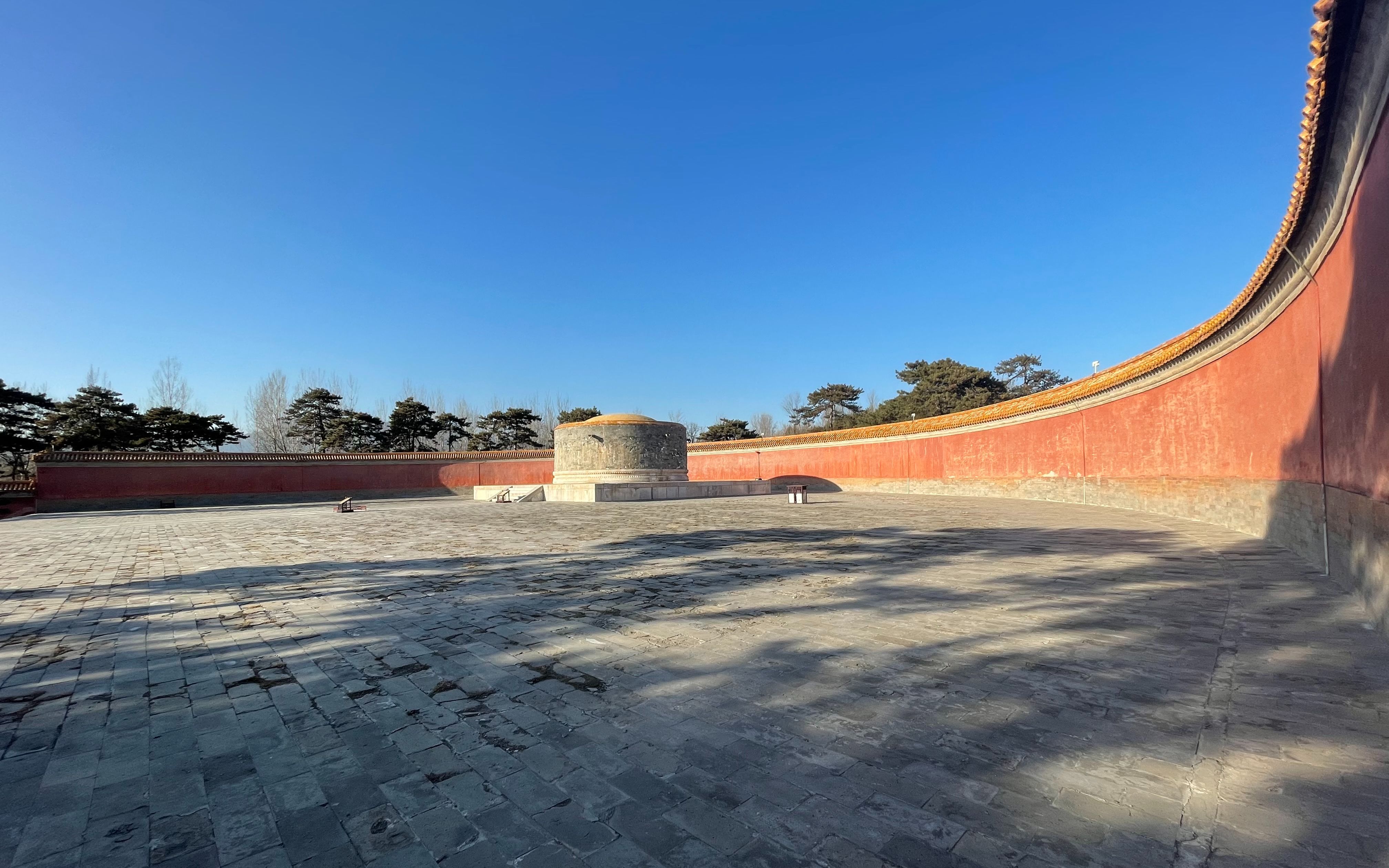 清西陵探秘#2,皇陵中独一份的回音壁和回音石,效果完全媲美天坛_哔哩