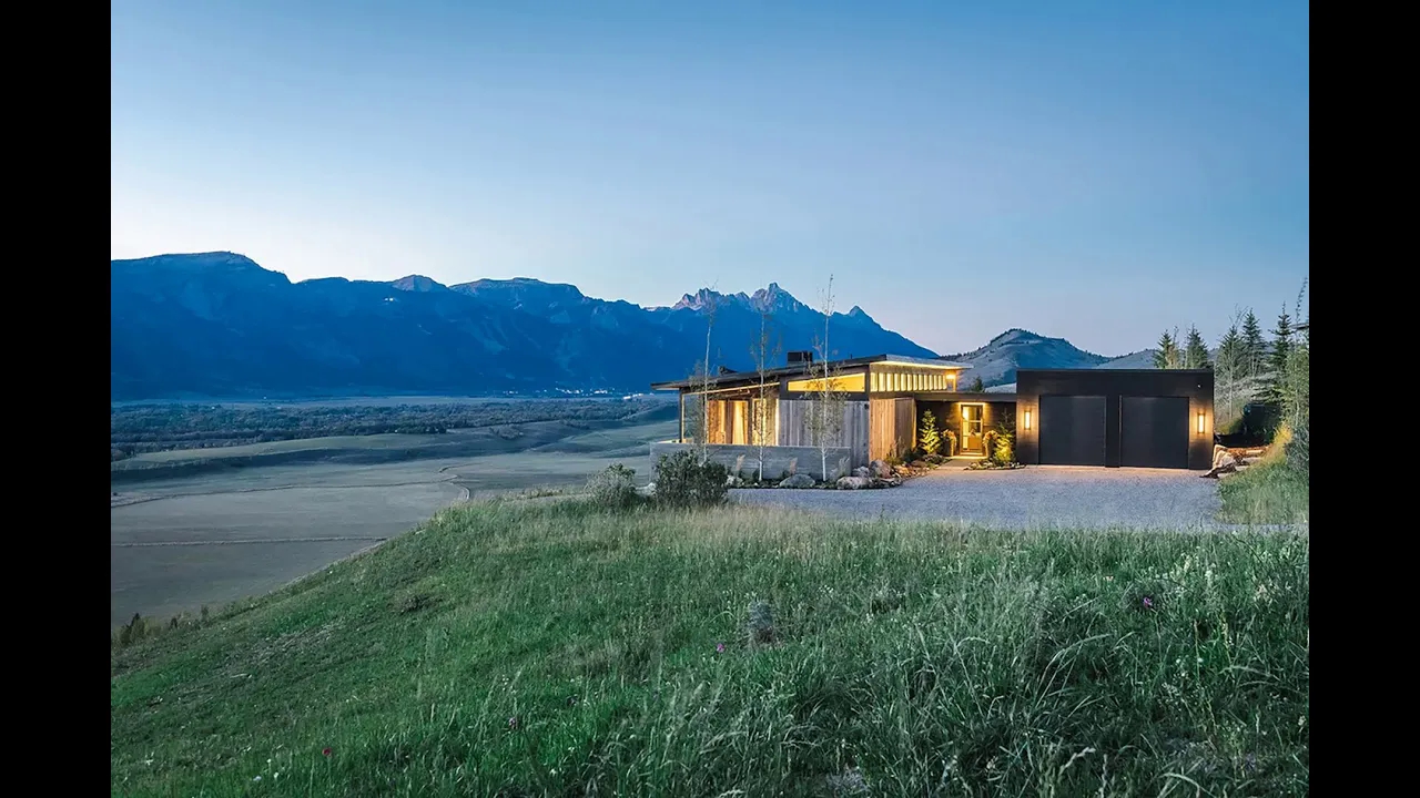 搬运怀俄明州杰克逊的山景现代住宅苏富比国际房地产公司