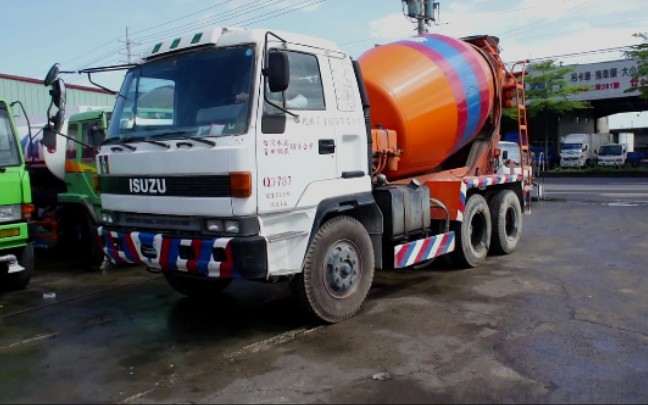 五十铃cxz搅拌车