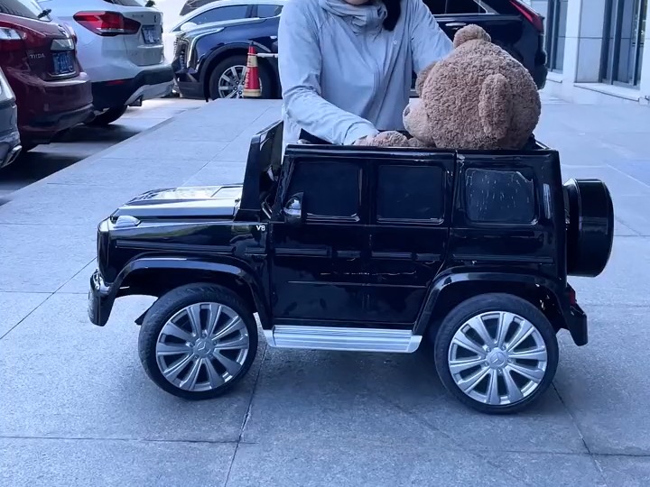 男孩子的梦中情车02奔驰大g大玩具02可坐人可遥控可自驾!