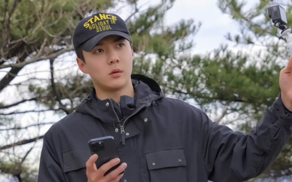 【中字/吴世勋】入伍当天给粉丝准备的爬山vlog!