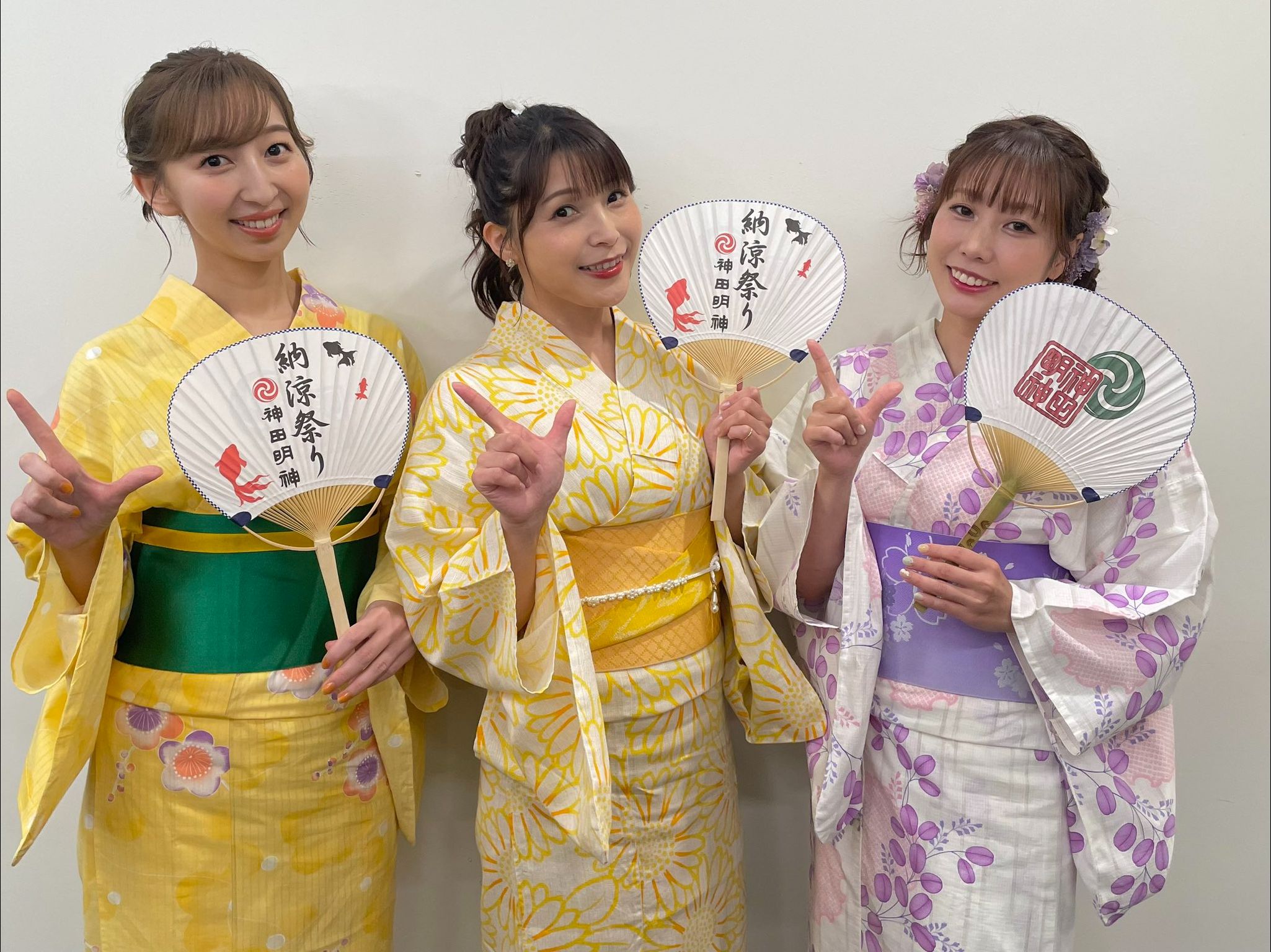 新田惠海 推特 正在和里p,小楠一起参加ラブライブ!