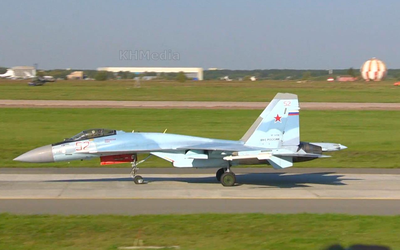 莫斯科航展2019苏35s超级侧卫飞行表演20199
