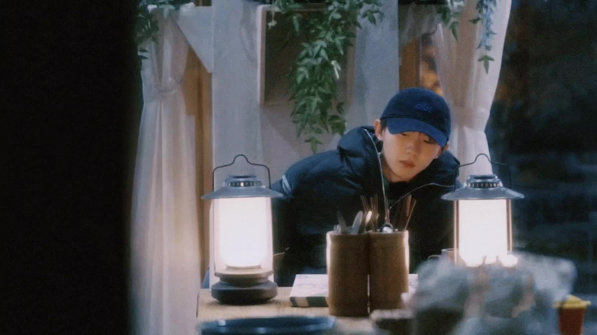 【小胡快跑呀哈哈】最新视频上线,求关注!