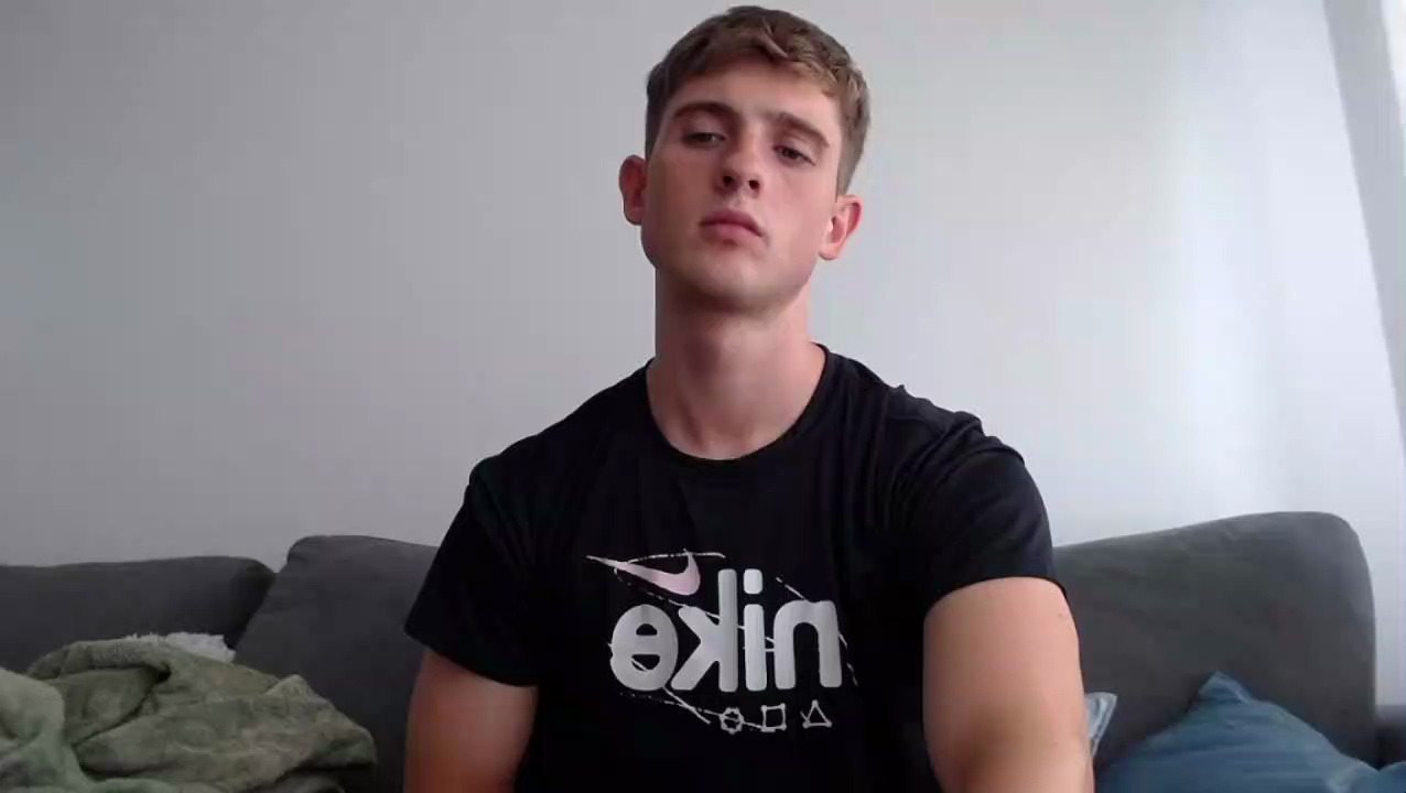 管不住自己裤腰带的英国帅哥