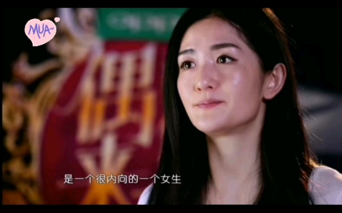 林青霞、朱茵和谢娜都集体安慰古力娜扎。生而为人，各行各业都不容易，不要被网络的言语带偏，每个人都是父母的孩子。生活不易，还请善待自己