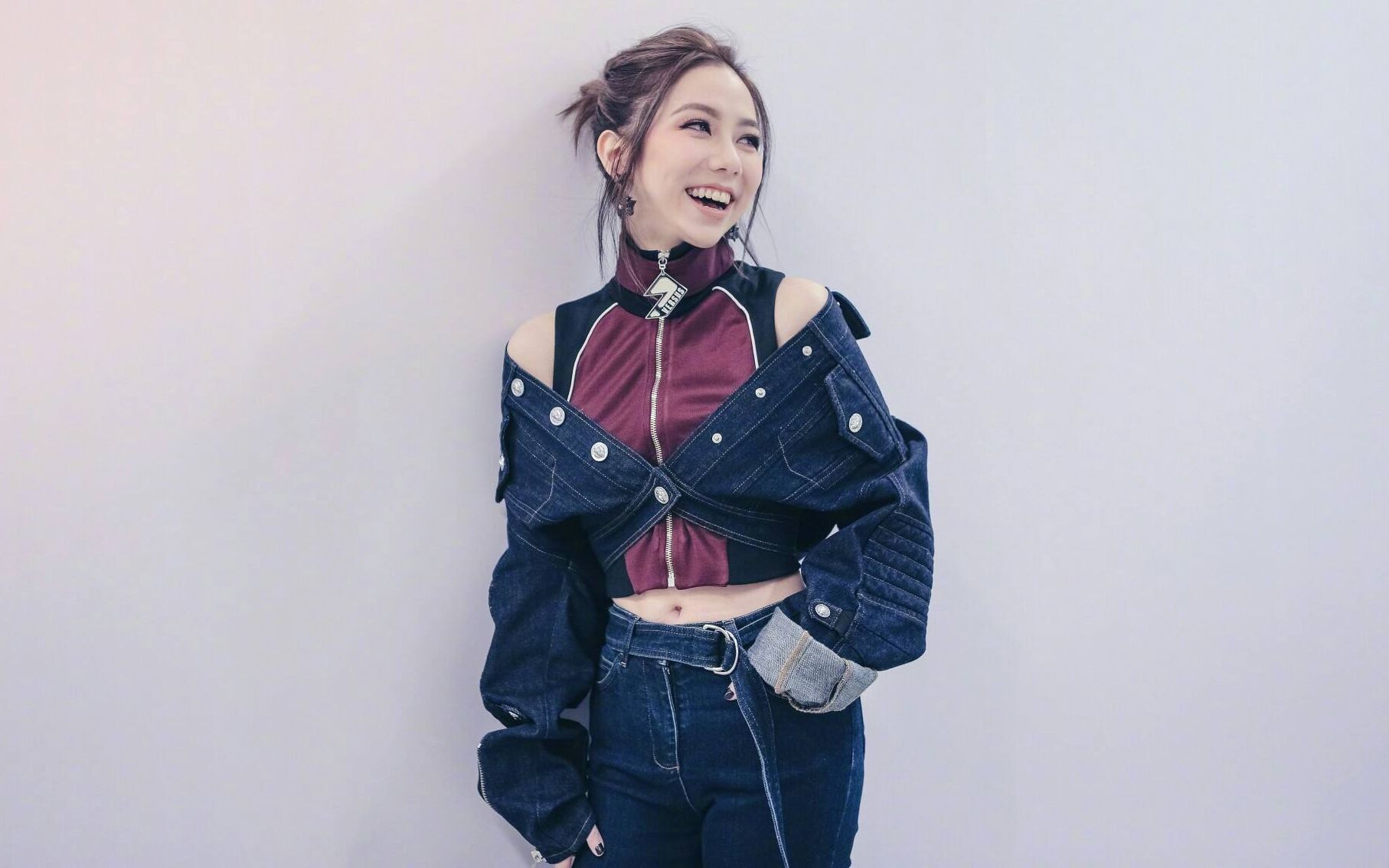 邓紫棋最新力作 官方mv 《透明》_哔哩哔哩 (゜-゜)つロ 干杯~-bili