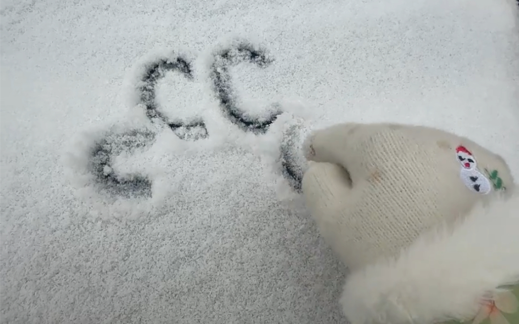 派大星雪地画图片