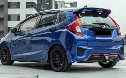 8万起售!2023款本田飞度亮相,配1.5升混动,百公里油耗5.5升