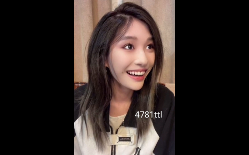 阿姨 你是我的神!丢丢:奶奶 你叫我妈名字干嘛 我咬你!