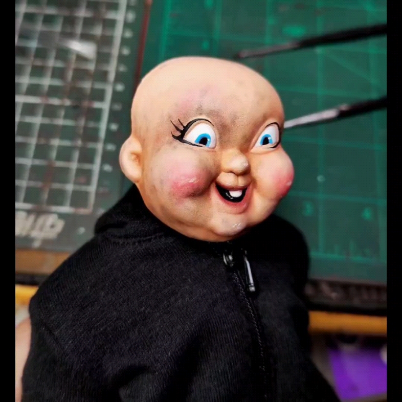 手作了个电影角色模型/玩具 忌日快乐 1/6可动兵人