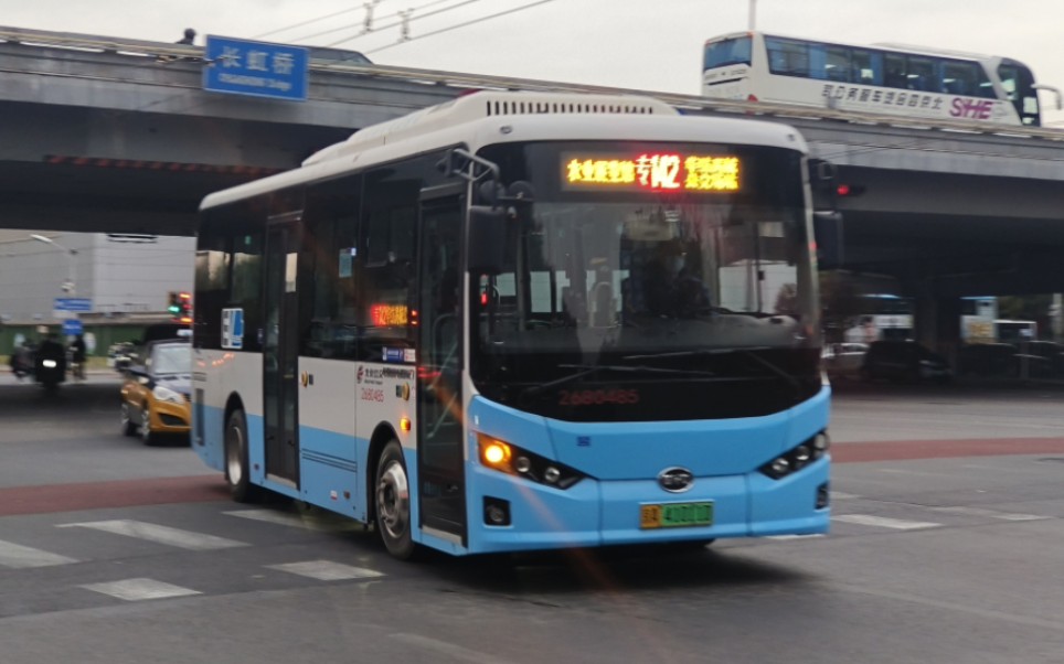 北京公交专142路比亚迪k7g驶出长虹桥北