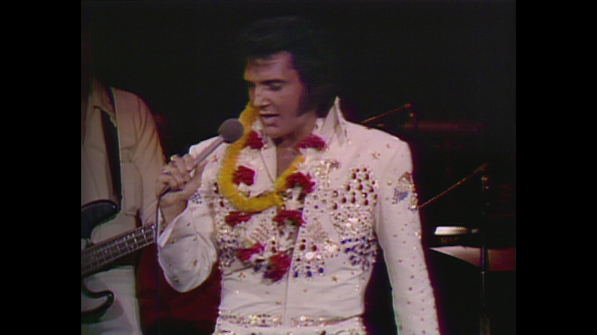 [图]Suspicious Minds (Aloha From Hawaii, Live in Honolulu, 1973) - Elvis Presley