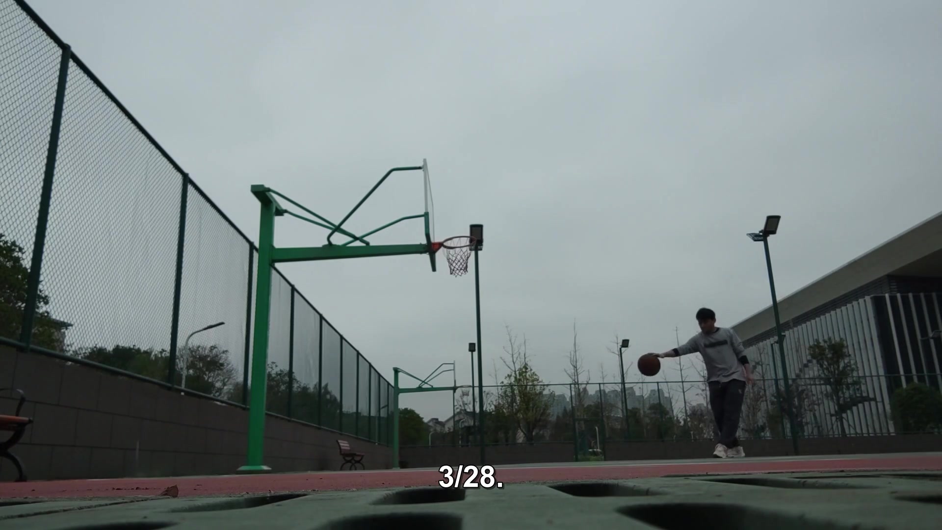 篮球初学者的第29天继续打铁一直打铁持续打铁33