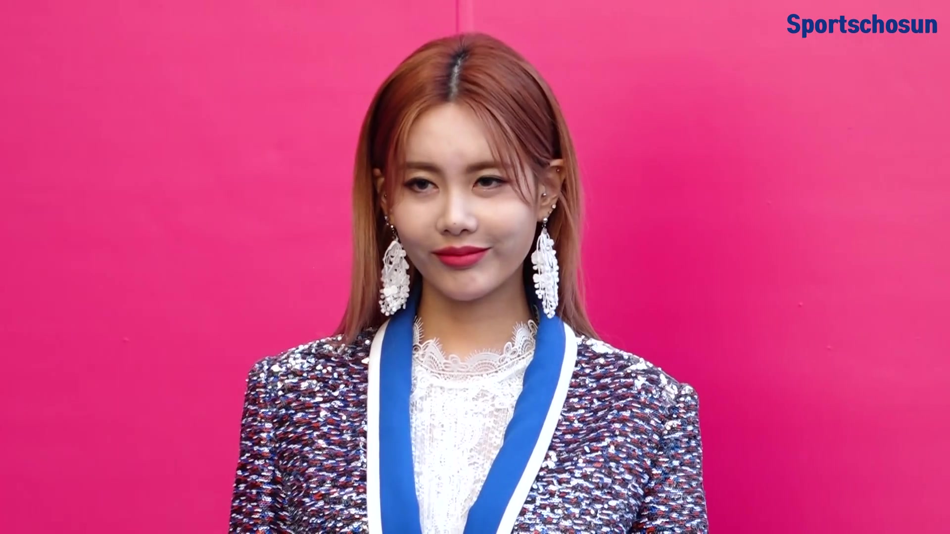 190324 Qri(李居丽) & Jiyeon(朴智妍) @ Seoul Fashion Week 2019  ＂GREEDILOUS＂哔哩哔哩bilibili