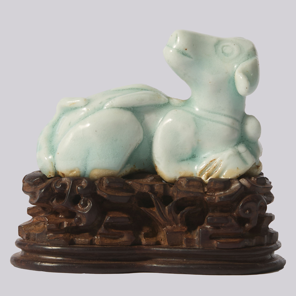 中国天然特大翡翠摆件 本物保証 清代 民国 古董品 美術品 重0.4kg 中国天然特大翡翠摆件 本物保証 清代 民国 古董品 美術品 重0.4