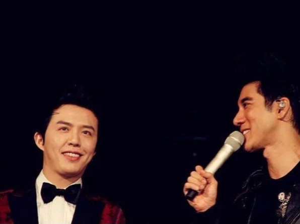 宏迪丨用甄嬛传的方式打开宏迪和蛾子