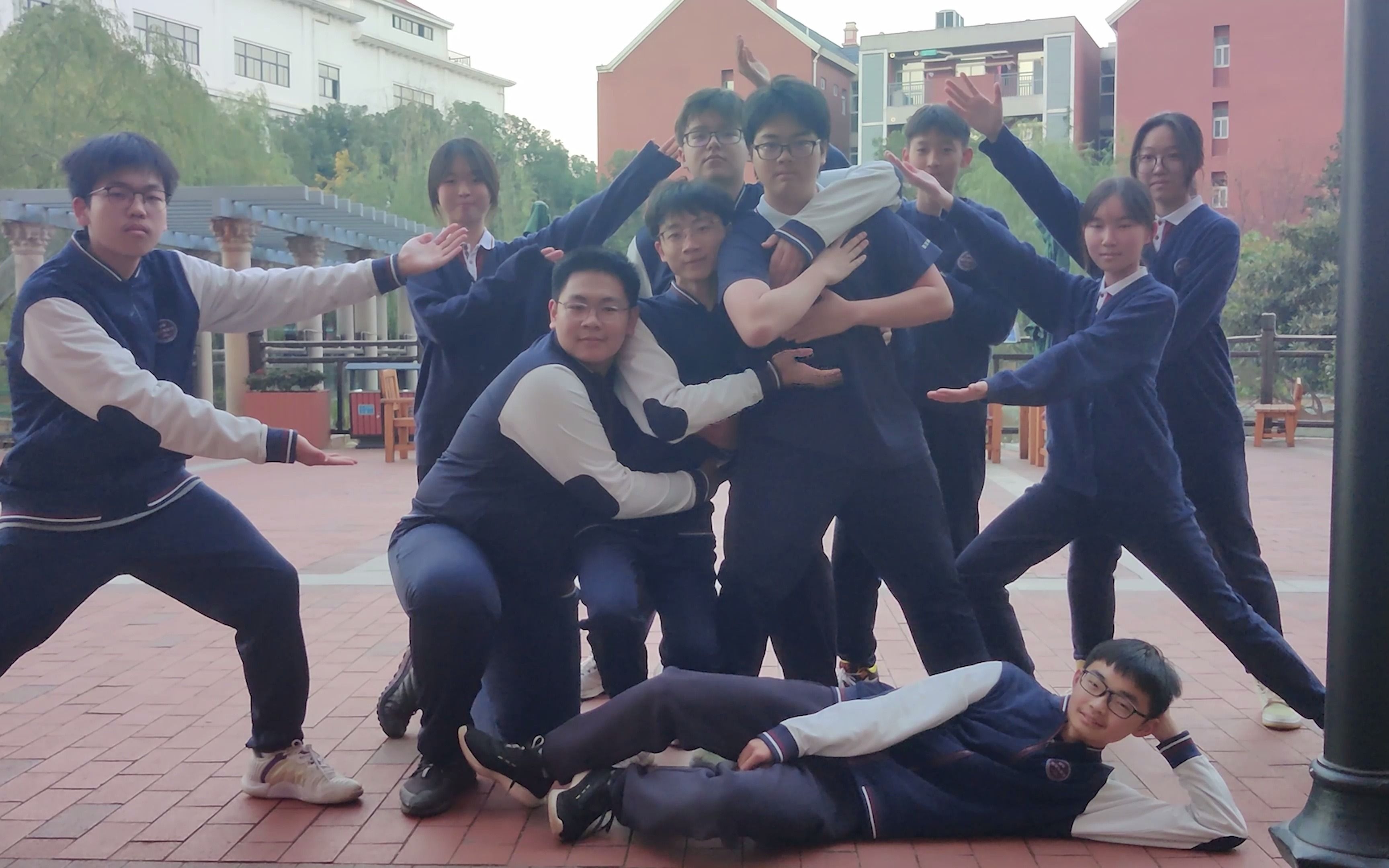【国际部学生会】复刻高清猛男舞团新宝岛!4k!