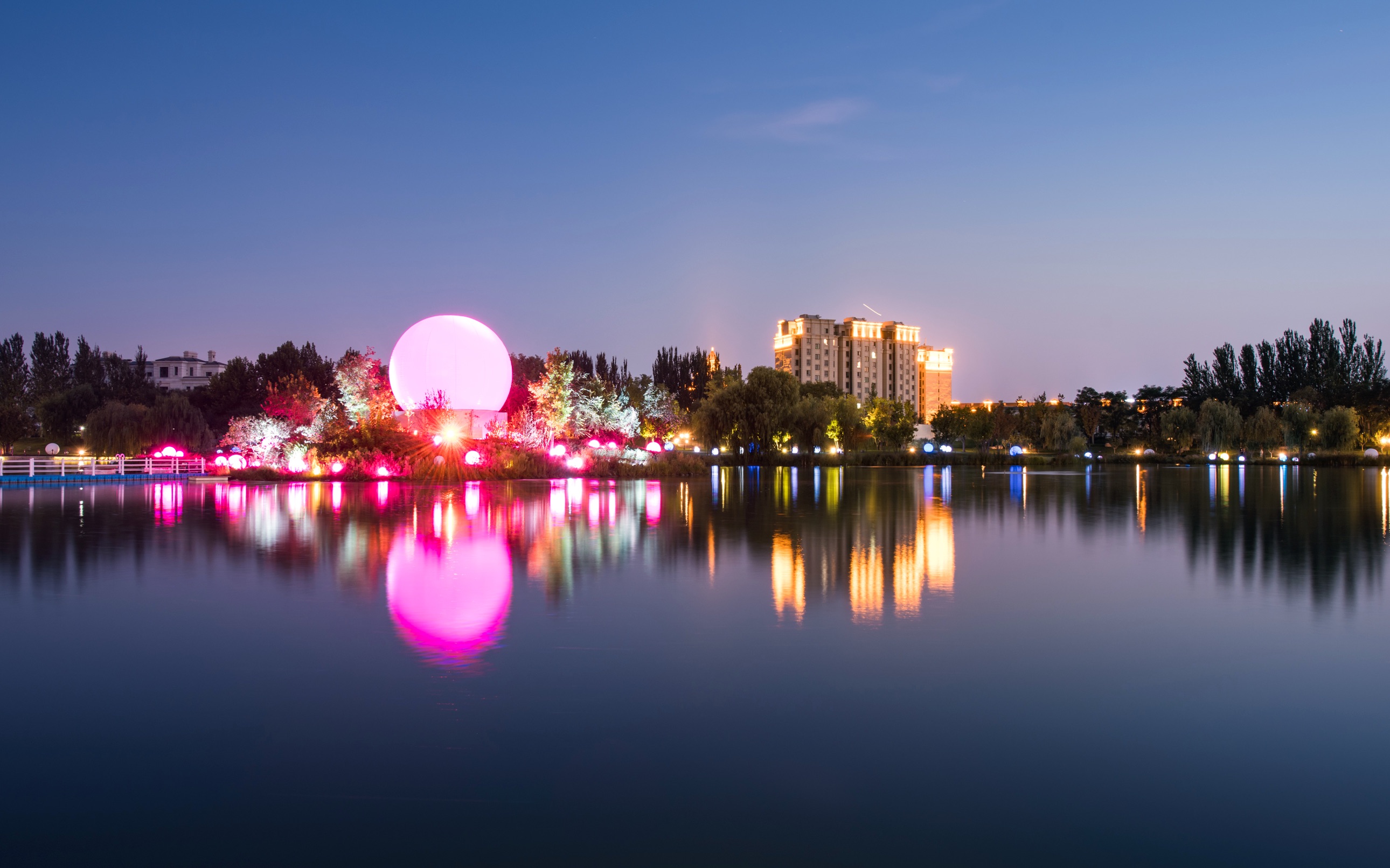 摄影小白必须要知道的 夜景的拍摄事项和后期调色思路