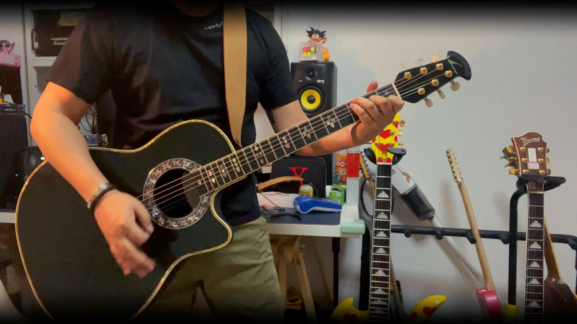 beyond amani 记得当年就是想弹这个solo背起的吉他