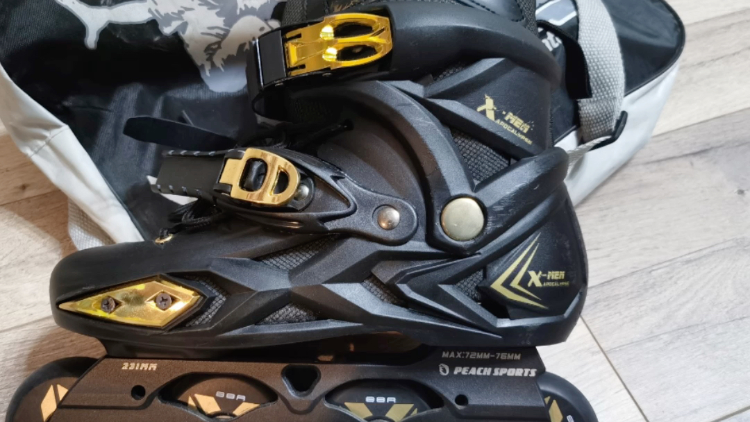 帕奇xmen平花轮滑鞋可刀黑色39码九九新看图也能看出来没怎么使用过大