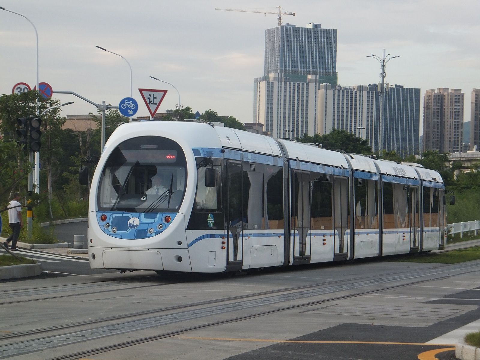 (2018)珠海有轨电车区间随拍