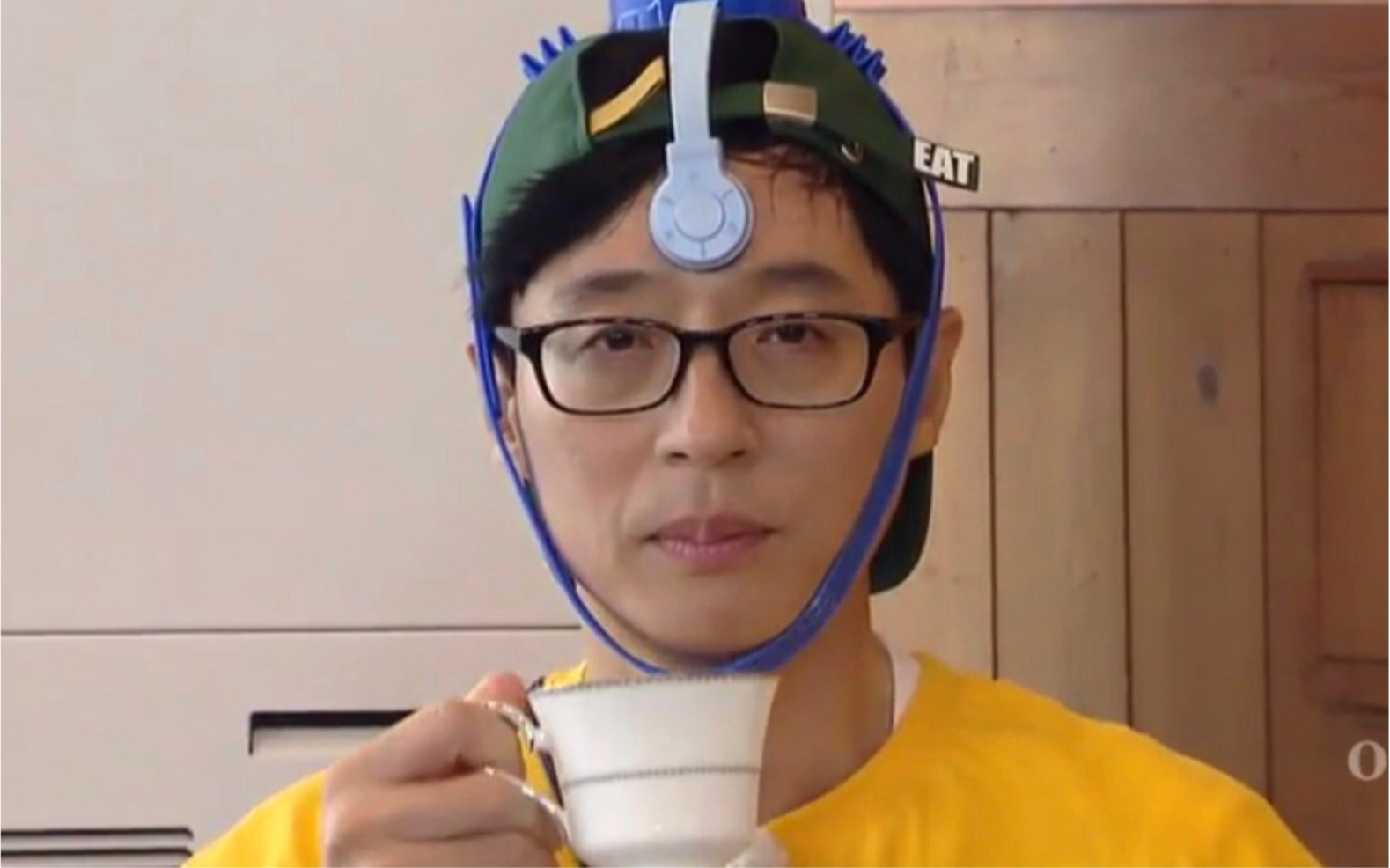 刘姆斯邦德:给我一只手枪,我可以out所有人-刘在石-rm