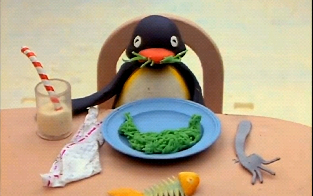 调皮的小企鹅不好好吃饭