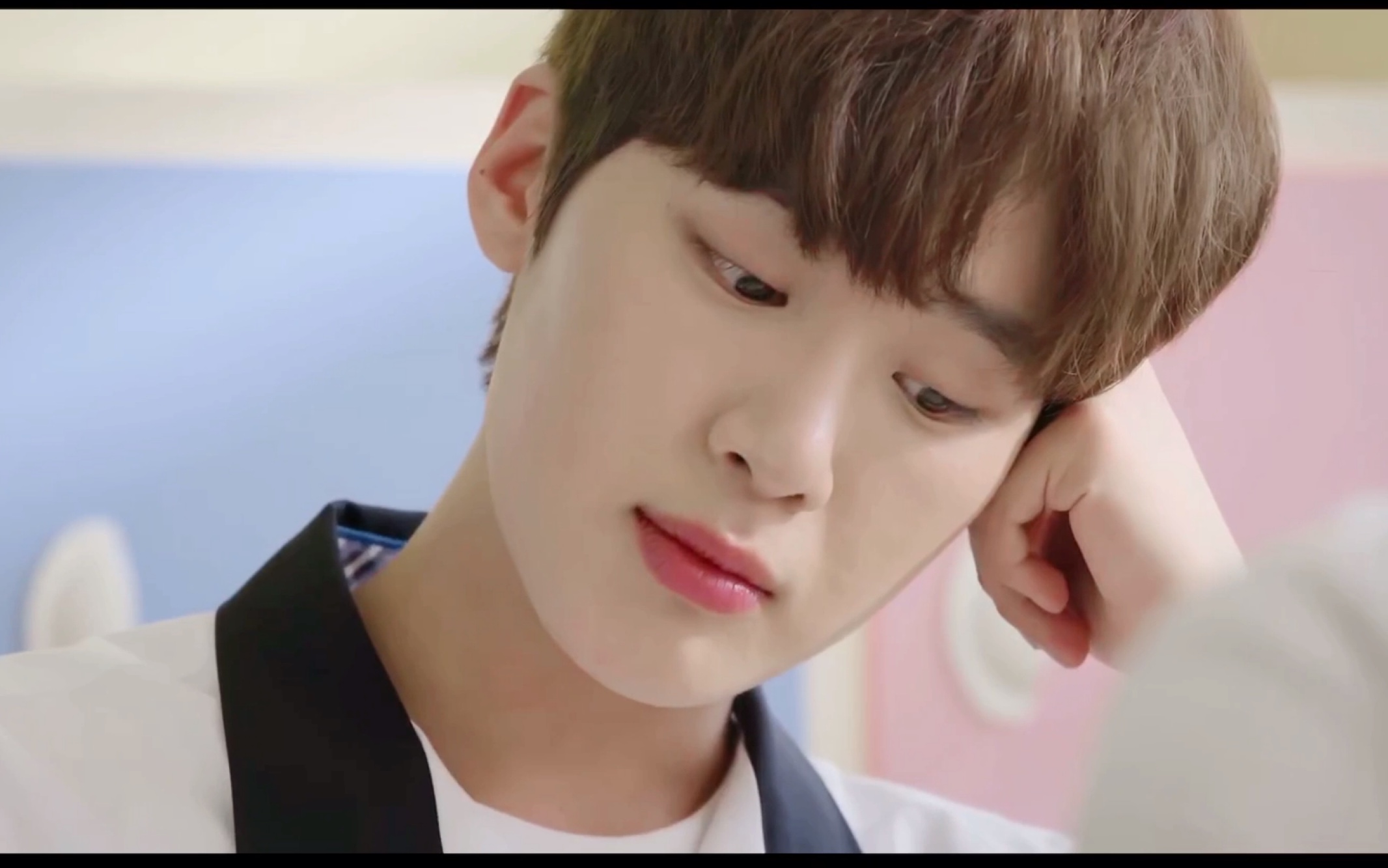 民儿,你把活泼和笑脸都留给了第一季吗(ateen 金东希夏民混剪 金民