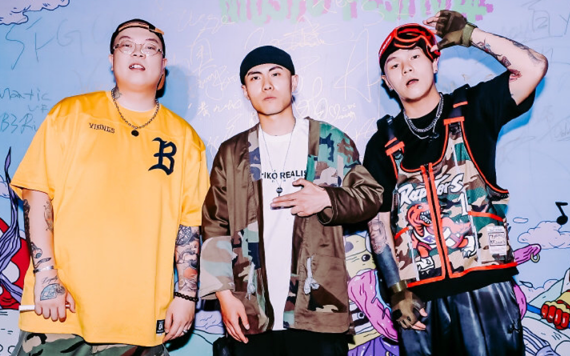 cblock很高兴认识你live现场版集体合唱